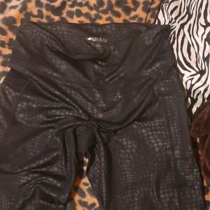 Brand new never worn leggings